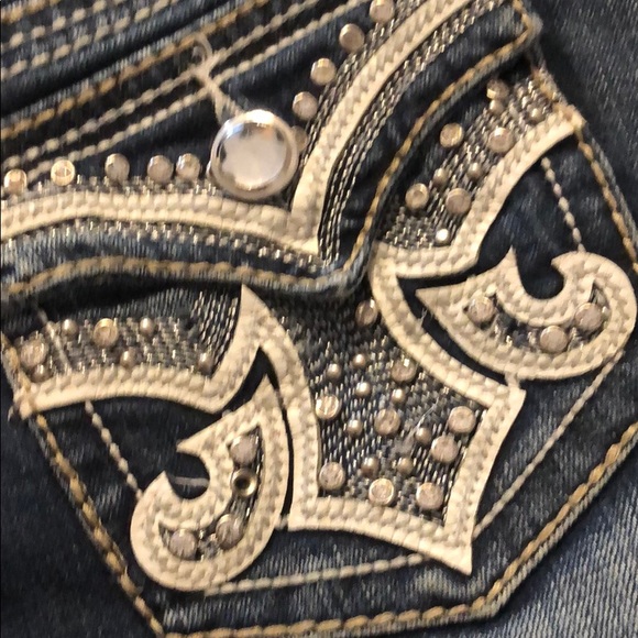 Antique Rivet Jeans - Picture 3 of 3